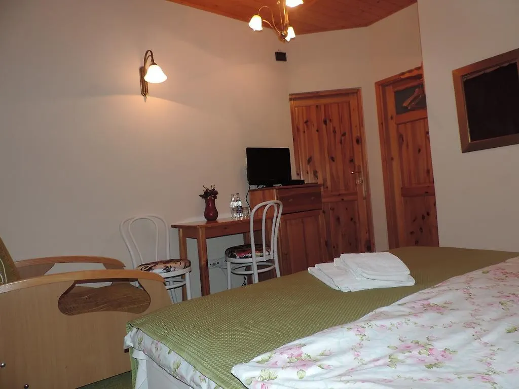 *** Bed & Breakfast Burowianka Bed and Breakfast Balice Polen