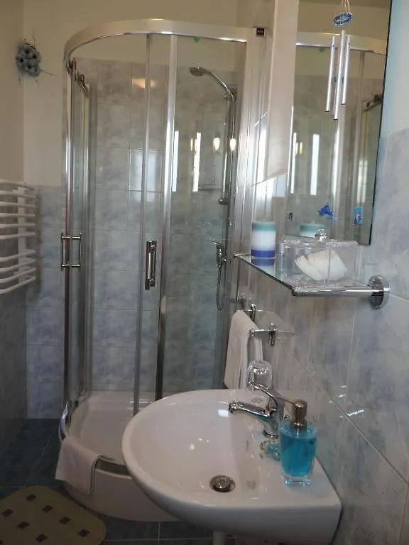 Burowianka Bed and Breakfast Balice Bed & Breakfast